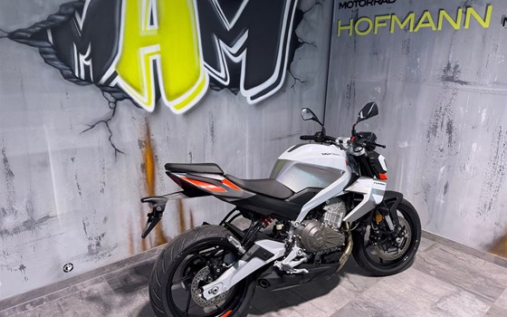 Neufahrzeug Aprilia Tuono 457 - Bild 9