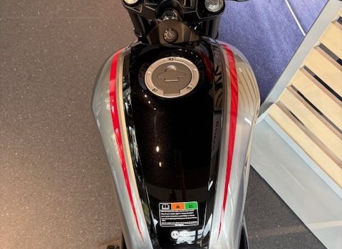 Neufahrzeug Yamaha XSR125 Legacy - Bild 6