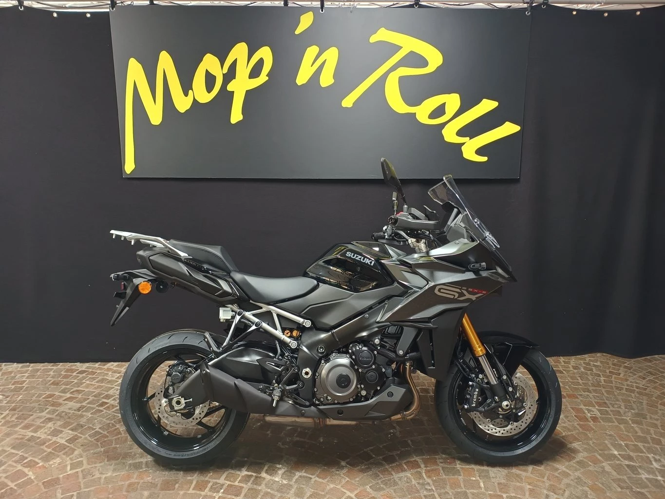 Suzuki GSX-S1000GX