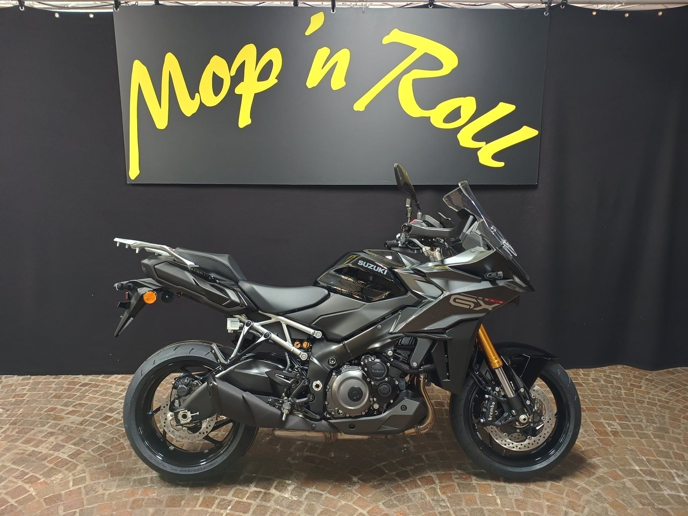 Suzuki GSX-S1000GX