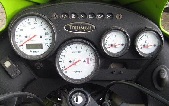 Gebrauchtmotorrad Triumph Tiger 955i - Bild 5 Gebrauchtmotorrad Triumph Tiger 955i - Bild 5
