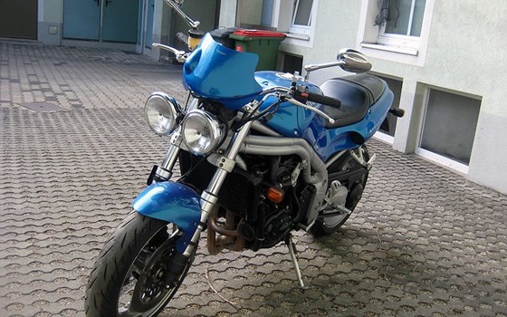 Gebrauchtmotorrad Triumph Speed Triple 955i - Bild 4 Gebrauchtmotorrad Triumph Speed Triple 955i - Bild 4