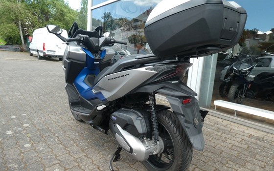 Gebrauchtmotorrad Honda Forza 125 - Bild 8