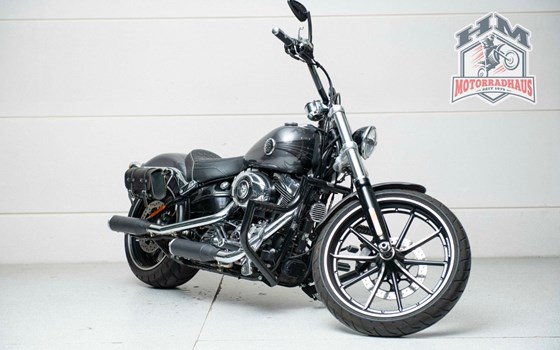 Gebrauchtmotorrad Harley-Davidson Softail Breakout FXSB - Bild 2