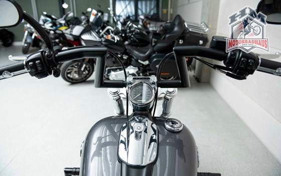 Gebrauchtmotorrad Harley-Davidson Softail Breakout FXSB - Bild 5
