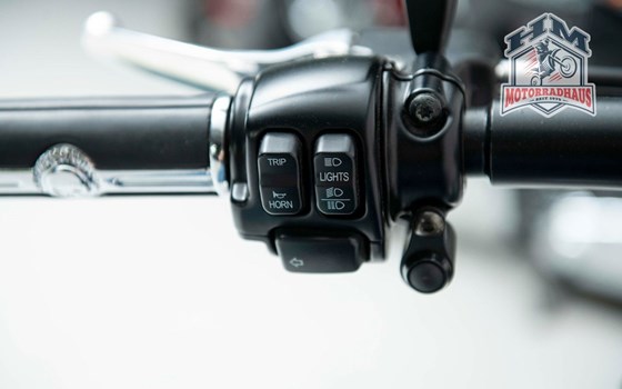 Gebrauchtmotorrad Harley-Davidson Softail Breakout FXSB - Bild 6