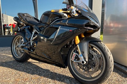 Ducati 1198 S
