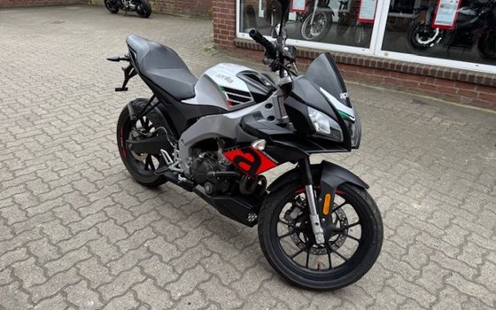 Gebrauchtmotorrad Aprilia Tuono 125 - Bild 1