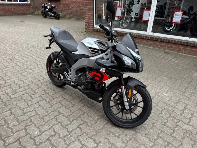 Angebot Aprilia Tuono 125 Bild 1: Angebot Aprilia Tuono 125