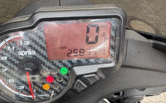 Gebrauchtmotorrad Aprilia Tuono 125 - Bild 5