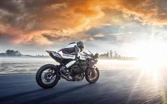 Neufahrzeug Kawasaki Ninja H2R - Bild 4