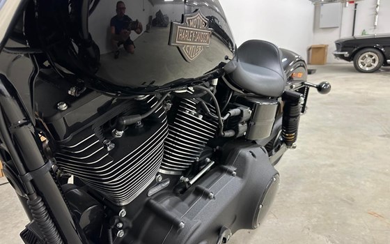 Gebrauchtmotorrad Harley-Davidson Dyna Low Rider S FXDLS - Bild 4 Gebrauchtmotorrad Harley-Davidson Dyna Low Rider S FXDLS - Bild 4