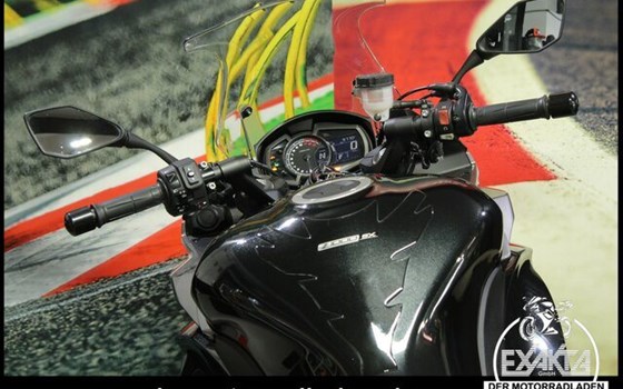 Gebrauchtmotorrad Kawasaki Ninja 1000SX - Bild 11