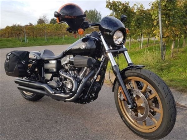 Gebrauchtmotorrad Harley-Davidson Dyna Low Rider S FXDLS