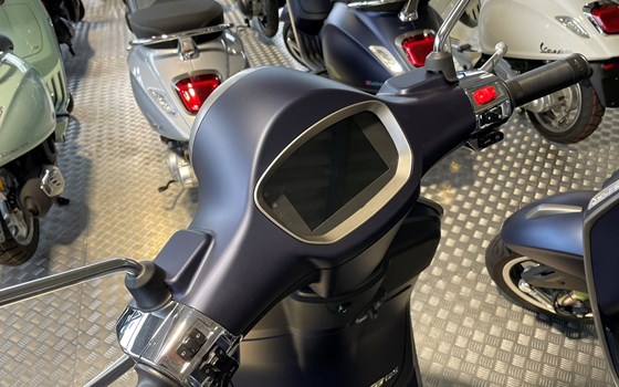 Neufahrzeug Vespa Primavera Tech 125 - Bild 3