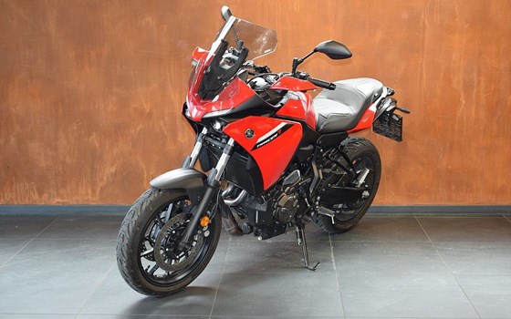 Gebrauchtmotorrad Yamaha Tracer 700 - Bild 3 Gebrauchtmotorrad Yamaha Tracer 700 - Bild 3