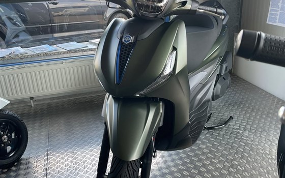 Neufahrzeug Piaggio Beverly 400 S - Bild 1