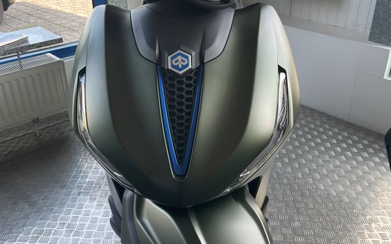 Neufahrzeug Piaggio Beverly 400 S - Bild 5