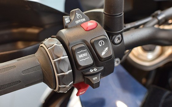 Gebrauchtmotorrad BMW S 1000 XR - Bild 5