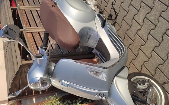 Gebrauchtmotorrad Vespa Primavera 50 - Bild 1 Gebrauchtmotorrad Vespa Primavera 50 - Bild 1