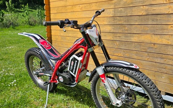 Gebrauchtmotorrad GASGAS TXE - Bild 2 Gebrauchtmotorrad GASGAS TXE - Bild 2