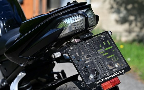 Gebrauchtmotorrad Yamaha FZ1 - Bild 8 Gebrauchtmotorrad Yamaha FZ1 - Bild 8