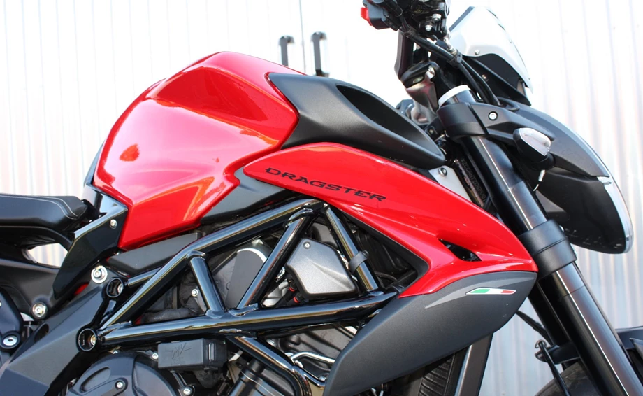 Angebot MV Agusta Dragster 800 R Bild 6: Angebot MV Agusta Dragster 800 R