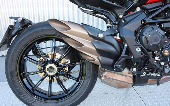 Neufahrzeug MV Agusta Dragster 800 R - Bild 9