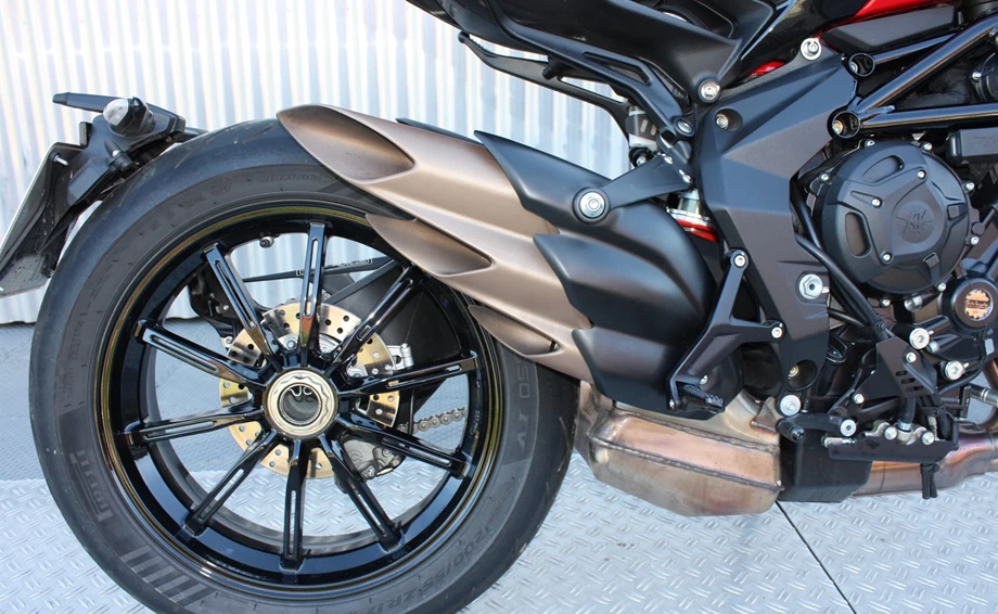 Angebot MV Agusta Dragster 800 R Bild 9: Angebot MV Agusta Dragster 800 R