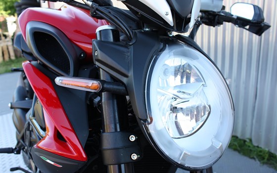 Neufahrzeug MV Agusta Dragster 800 R - Bild 11