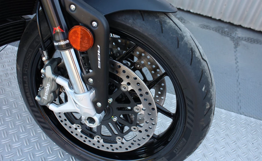 Angebot MV Agusta Dragster 800 R Bild 12: Angebot MV Agusta Dragster 800 R