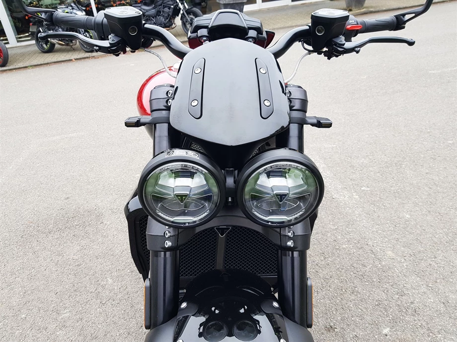 Angebot Triumph Rocket 3 Storm R Bild 4: Angebot Triumph Rocket 3 Storm R