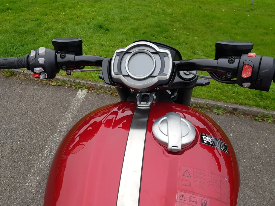 Angebot Triumph Rocket 3 Storm R Bild 3: Angebot Triumph Rocket 3 Storm R