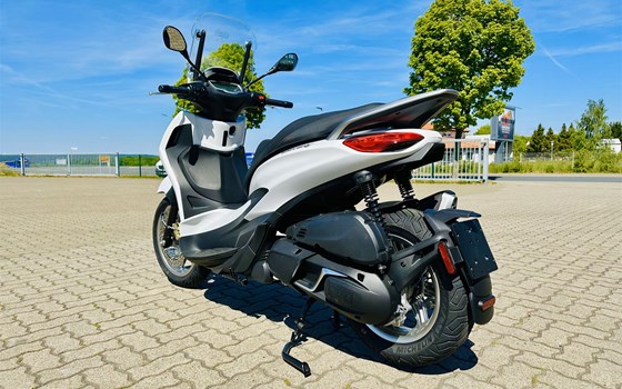 Neufahrzeug Piaggio Beverly 400 - Bild 2