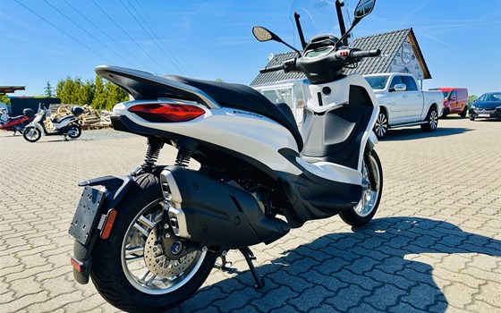 Neufahrzeug Piaggio Beverly 400 - Bild 5