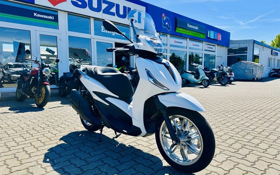 Neufahrzeug Piaggio Beverly 400 - Bild 7