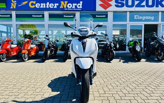 Neufahrzeug Piaggio Beverly 400 - Bild 8