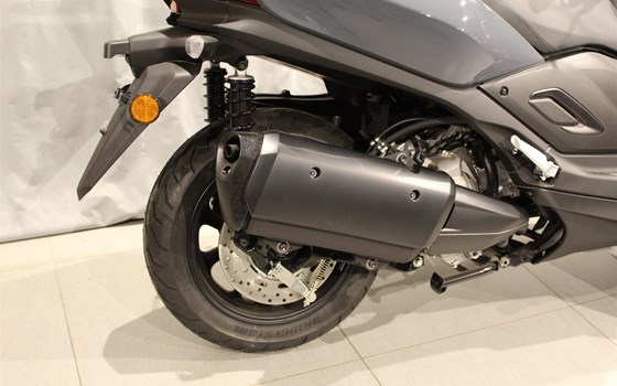 Gebrauchtmotorrad Yamaha Tricity 300 - Bild 3