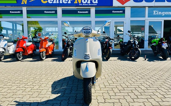 Neufahrzeug Vespa GTS 125 - Bild 7