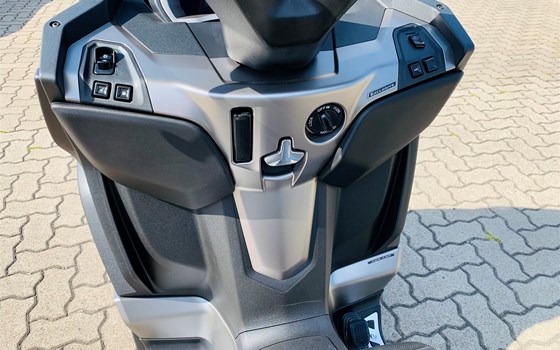 Neufahrzeug Piaggio MP3 530 HPE Exclusive - Bild 15