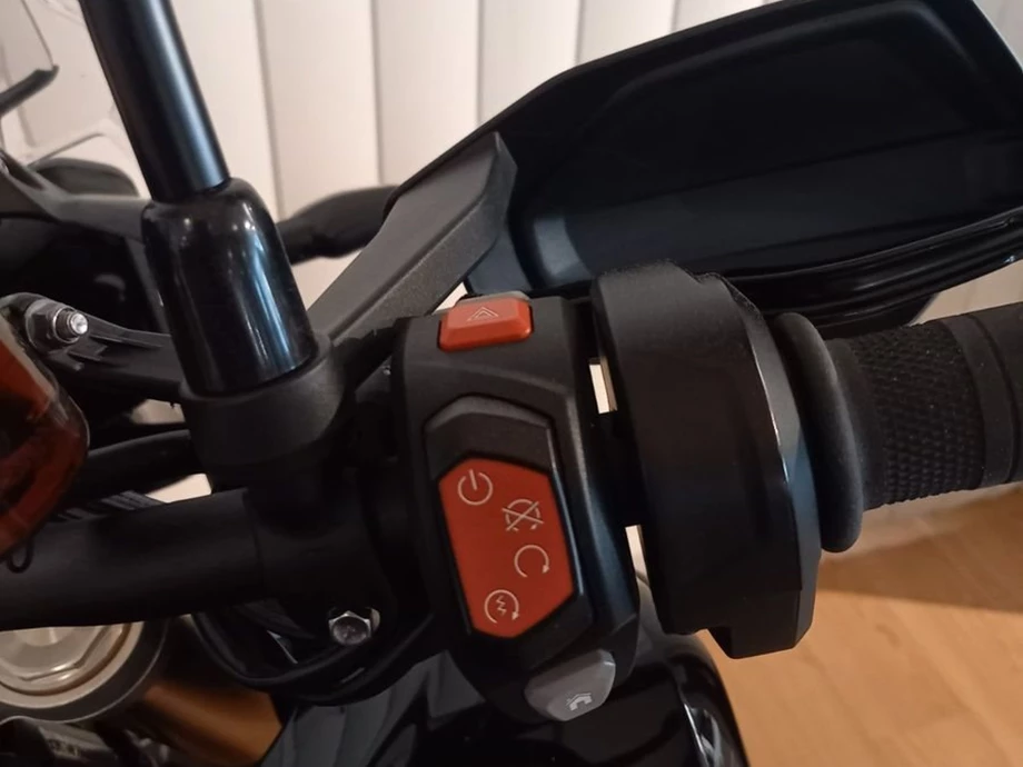 Angebot Triumph Tiger 1200 Rally PRO Bild 12: Angebot Triumph Tiger 1200 Rally PRO