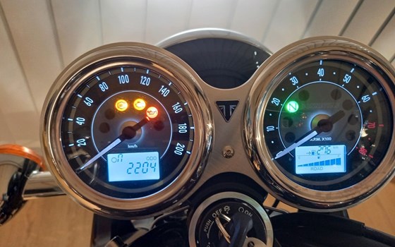 Gebrauchtmotorrad Triumph Bonneville T120 - Bild 11