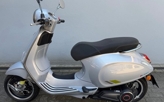Gebrauchtmotorrad Vespa Primavera Tech Elettrica 70 - Bild 4
