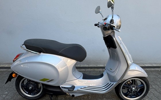 Gebrauchtmotorrad Vespa Primavera Tech Elettrica 70 - Bild 6