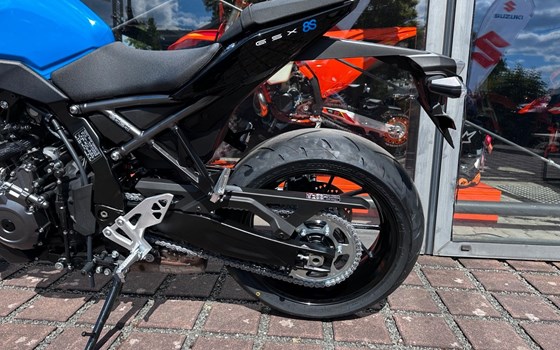 Neufahrzeug Suzuki GSX-8S - Bild 8