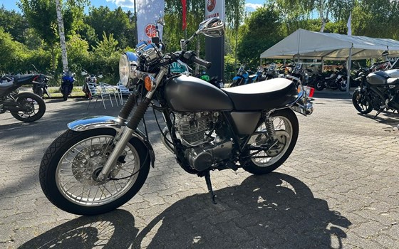 Gebrauchtmotorrad Yamaha SR 400 - Bild 7