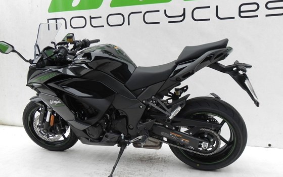 Gebrauchtmotorrad Kawasaki Ninja 1100SX - Bild 3