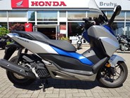 Honda Forza 125