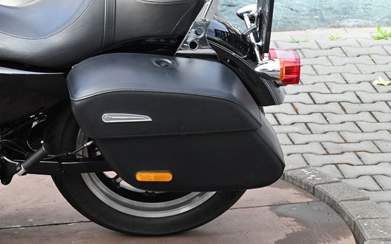 Gebrauchtmotorrad Harley-Davidson Sportster XL 1200T SuperLow - Bild 10