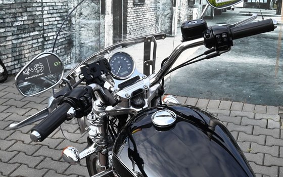 Gebrauchtmotorrad Harley-Davidson Sportster XL 1200T SuperLow - Bild 11